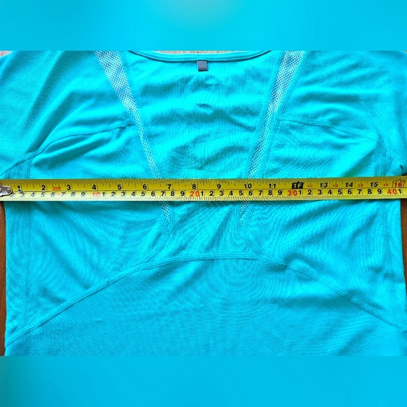 Nike Dri-Fit t-shirt, women's XS, Aqua/Turquoise colour, see pics! - Picture 7 of 8